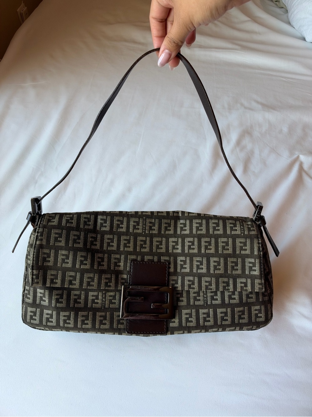 Authentic Vintage Fendi Zucchino East-West Baguette / Mamma Baguette🤎 - Picture 2 of 12